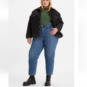 - -Levi's ribcage straight ankle super high rise 5 pocket medium wash jeans